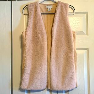 Liz Claiborne, Faux Fur Sweater Vest, Comfortable, Soft and Cozy